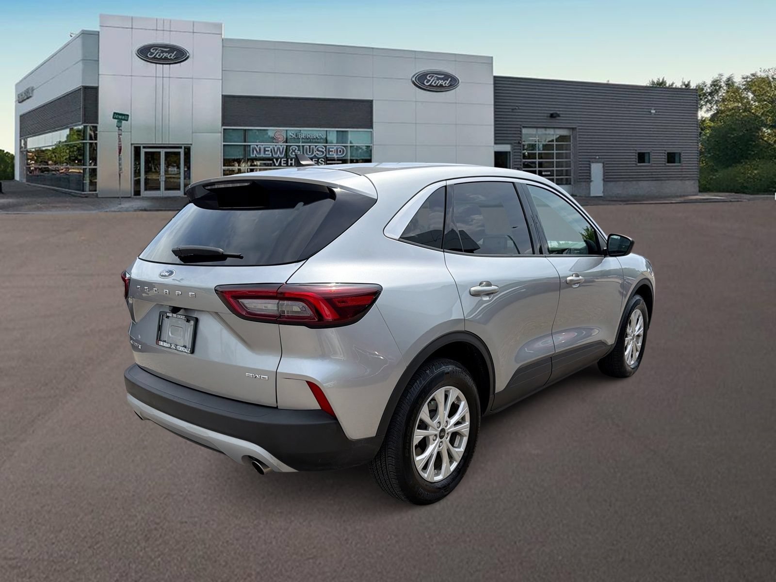 Used 2024 Ford Escape Active AWD/4WD image 9