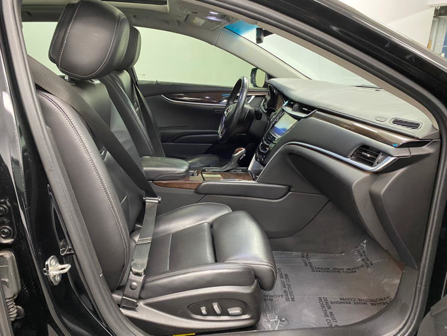 Used 2014 Cadillac XTS Premium FWD image 28