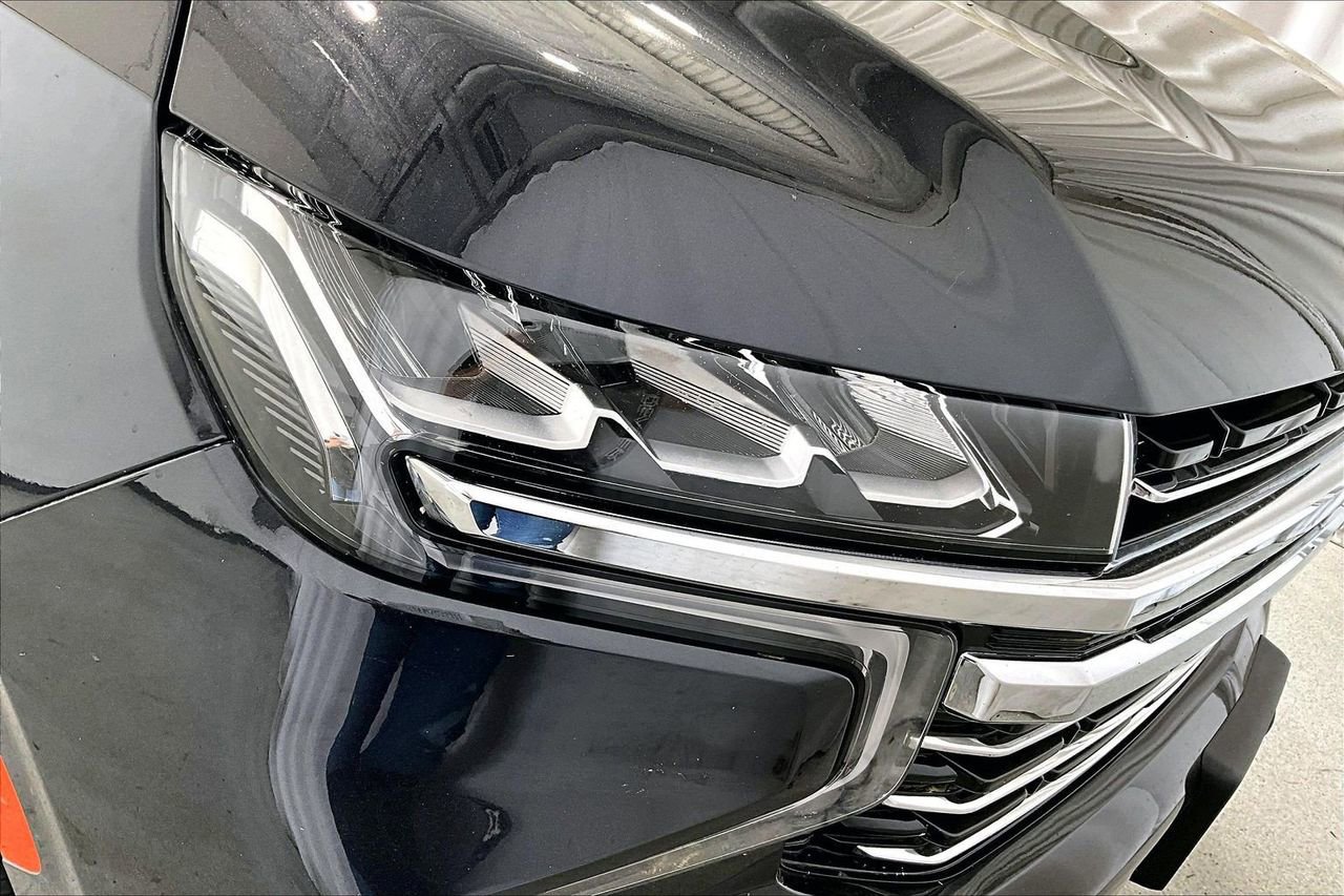 Used 2023 Chevrolet Tahoe LT w/ Luxury Package image 12