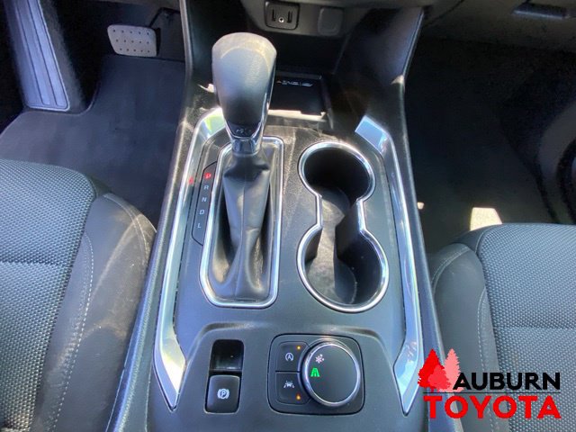 Used 2023 Chevrolet Traverse LT FWD image 45