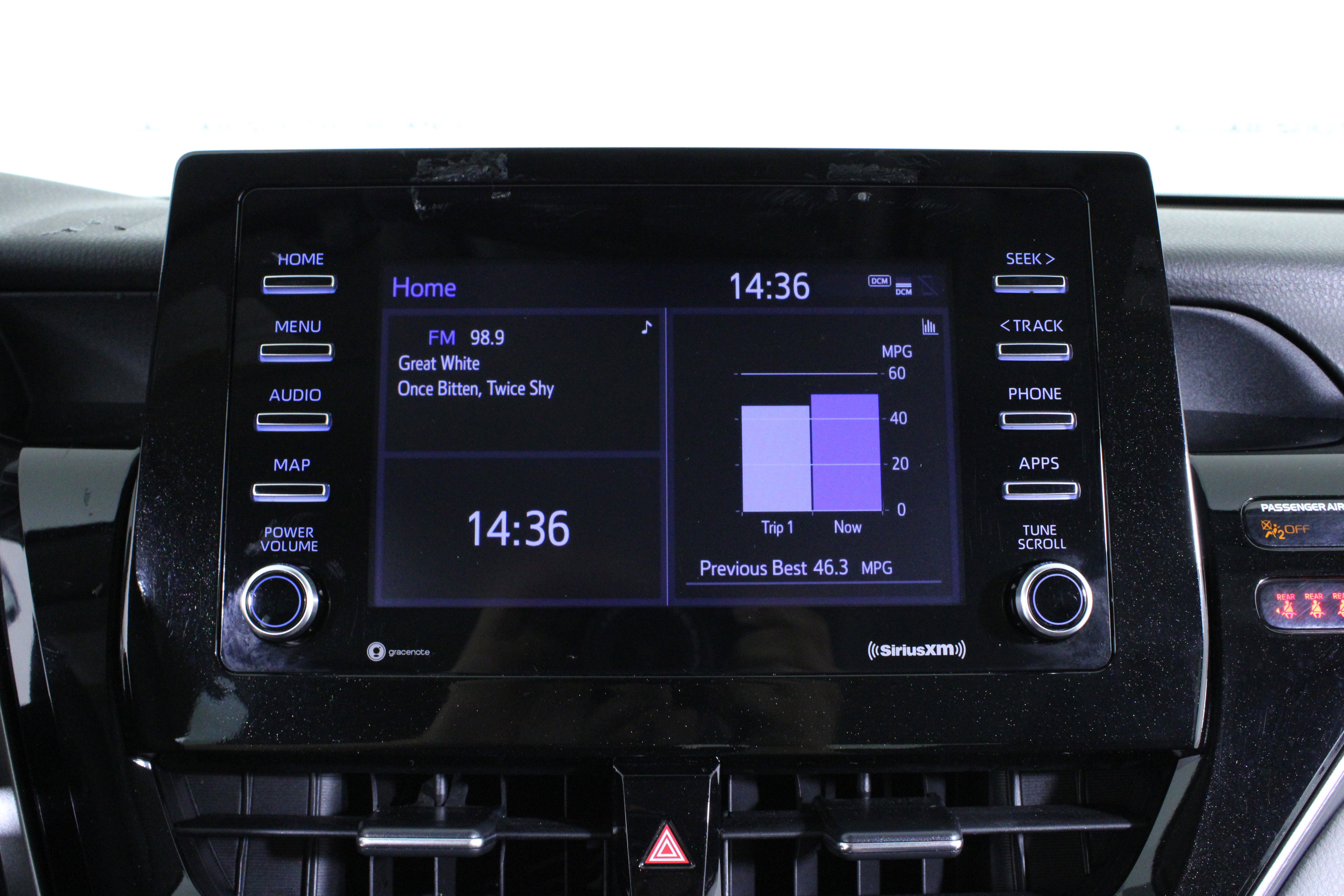 Used 2022 Toyota Camry LE image 22