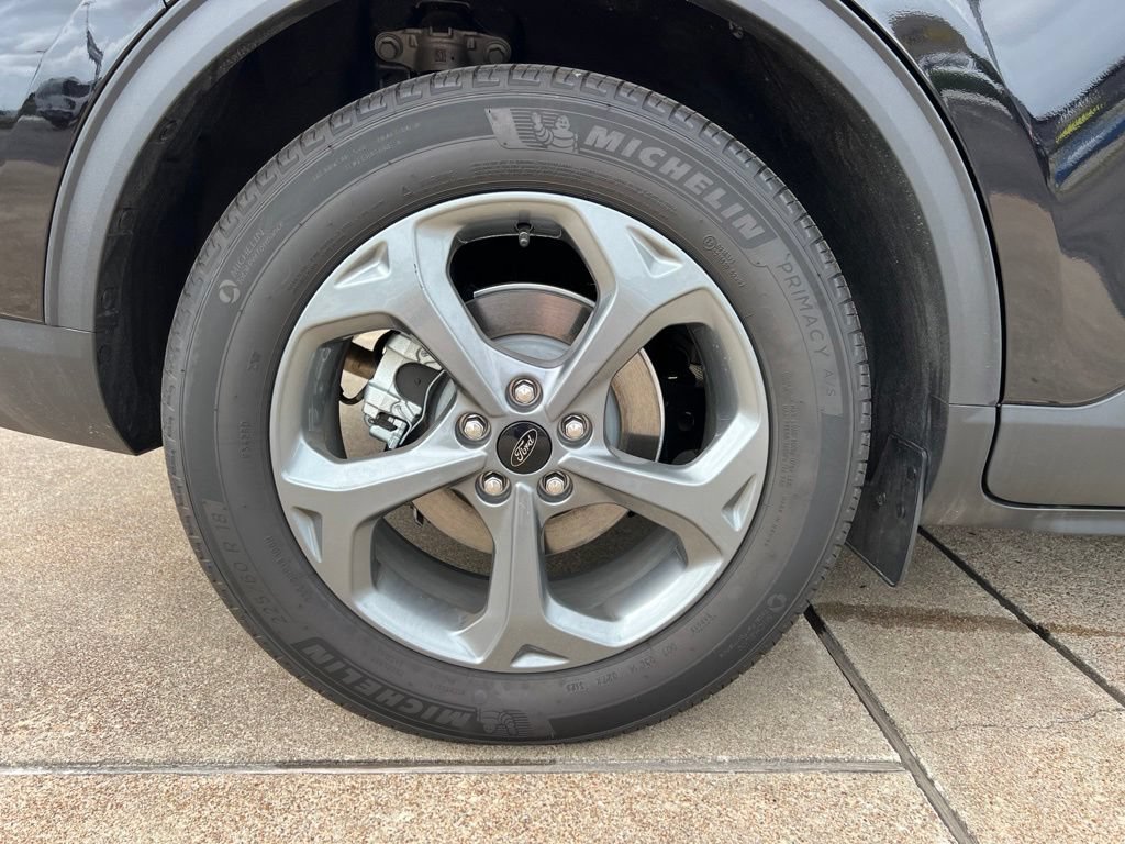 Used 2025 Ford Escape ST-Line w/ Tech Pack #1 FWD image 15