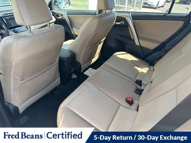 Used 2015 Toyota RAV4 Limited image 17