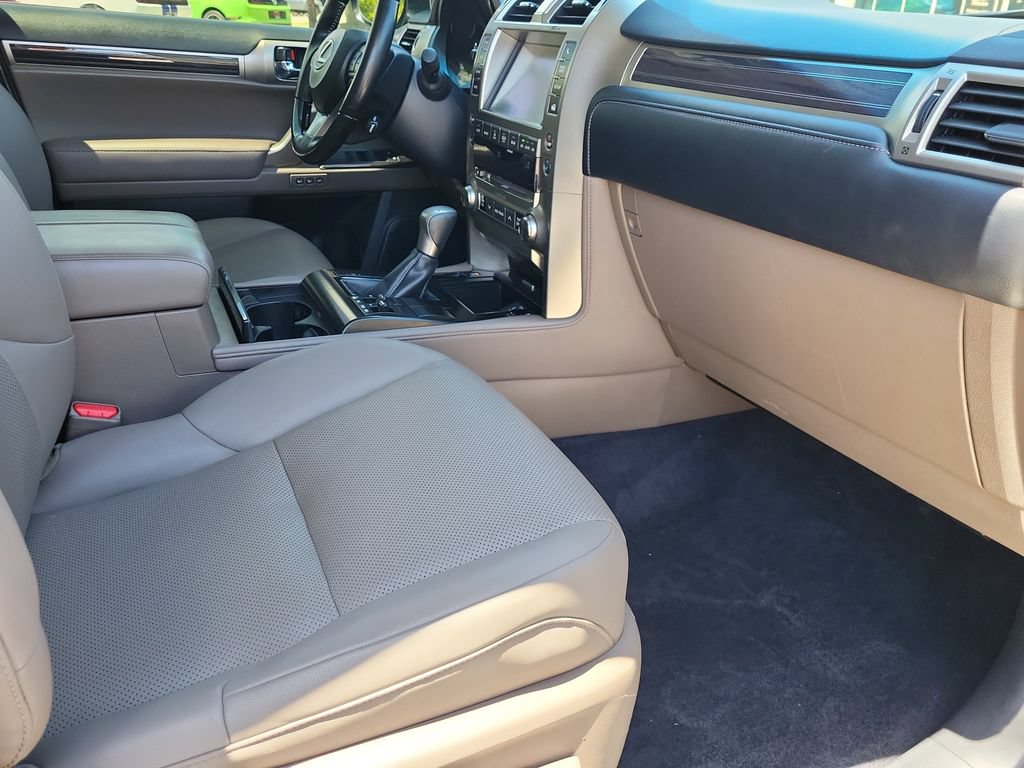 Used 2020 Lexus GX 460 Premium AWD/4WD image 21
