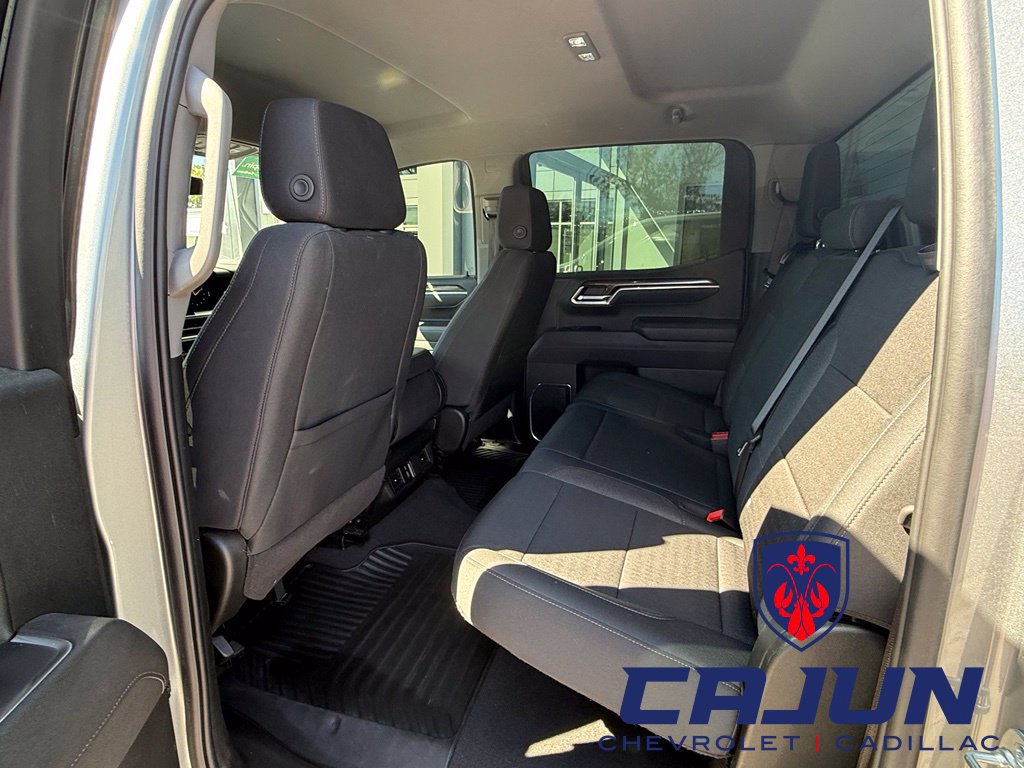 Used 2025 Chevrolet Silverado 1500 LT RWD image 26