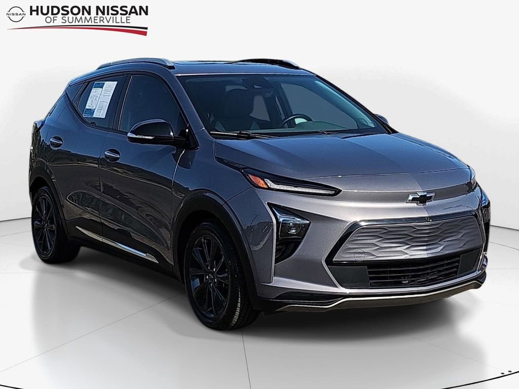 Used 2022 Chevrolet Bolt EUV Premier w/ Launch Edition image 1