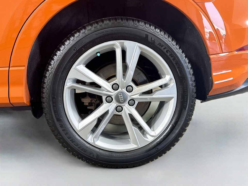 Used 2019 Audi Q3 2.0T Prestige w/ Prestige Package AWD/4WD image 37