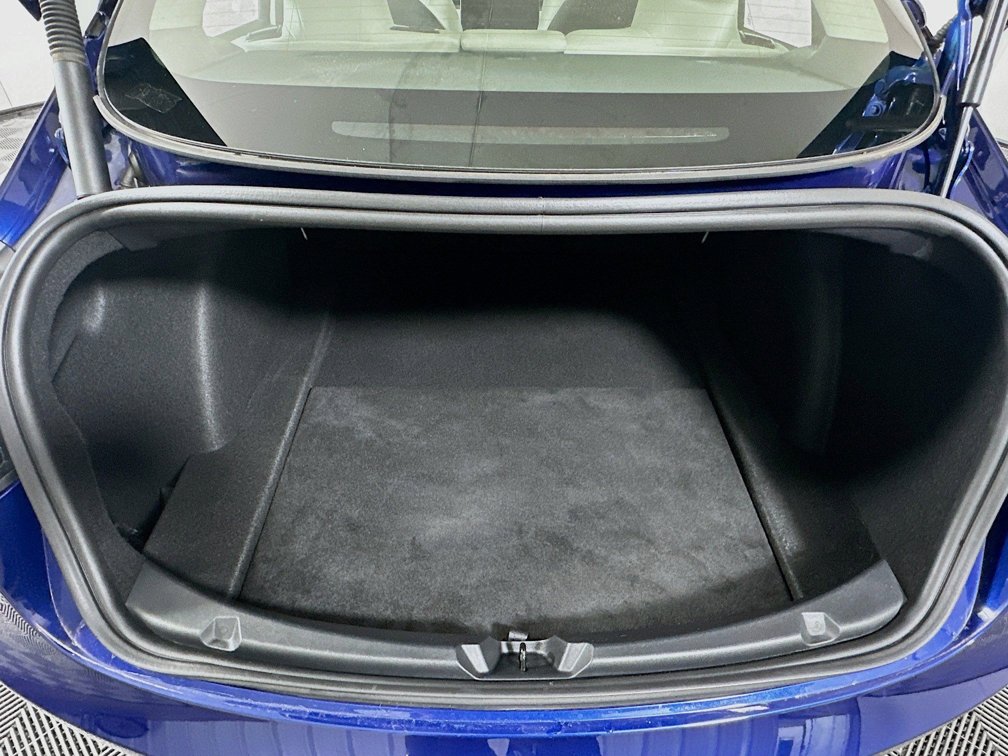 Used 2023 Tesla Model 3 Standard Range image 27