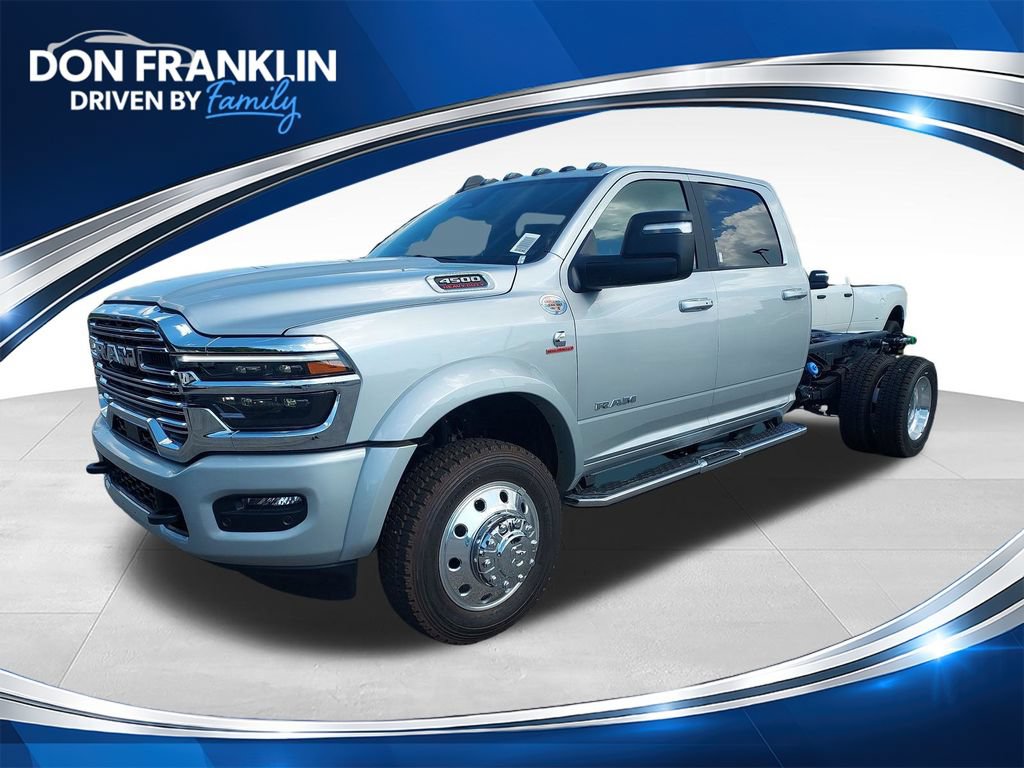 New 2026 RAM 4500 4x4 Crew Cab DRW w/ Laramie Trim Package image 1