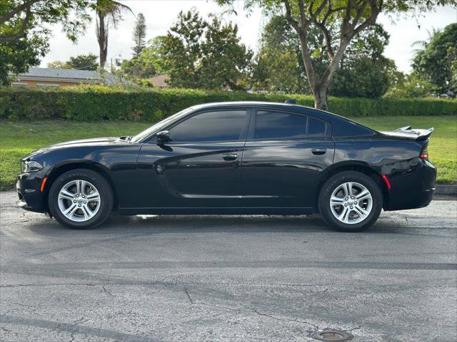 Used 2023 Dodge Charger SXT image 4