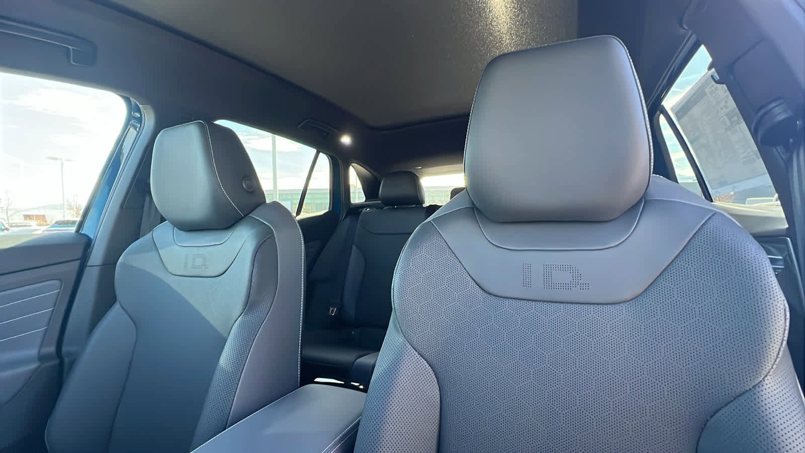 New 2026 Volkswagen ID.4 Pro S Plus image 11