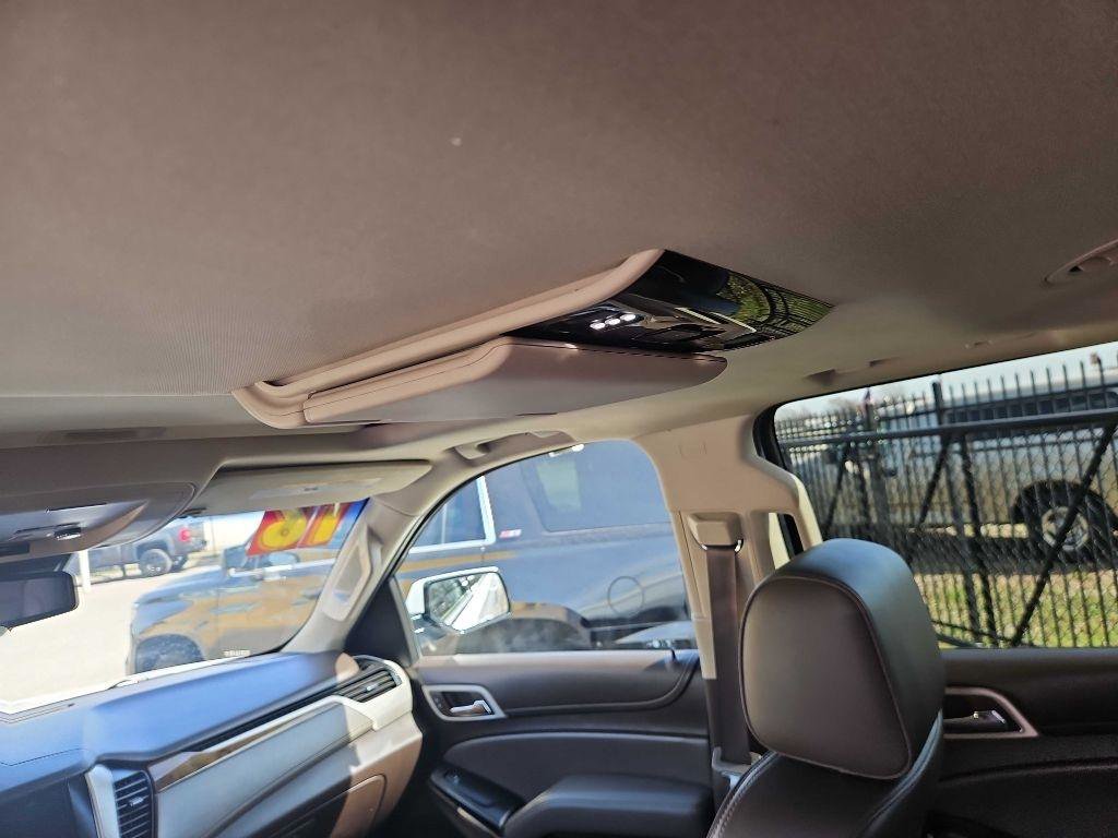 Used 2016 GMC Yukon XL Denali w/ Open Road Package AWD/4WD image 31