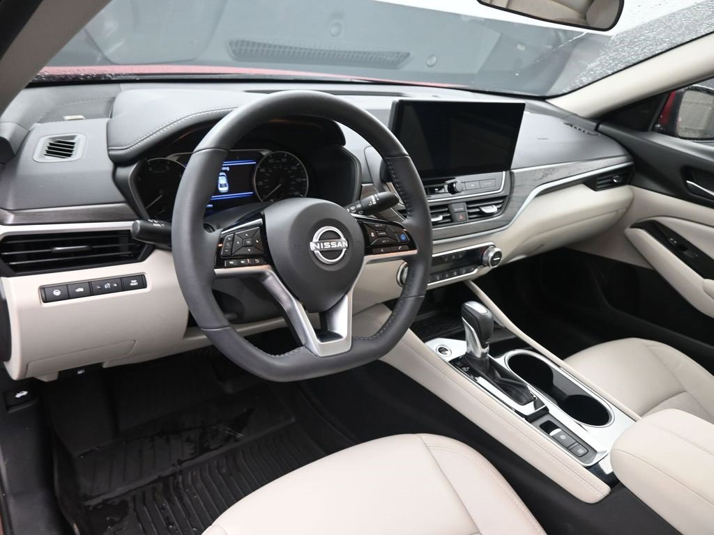 Used 2025 Nissan Altima 2.5 SL image 19