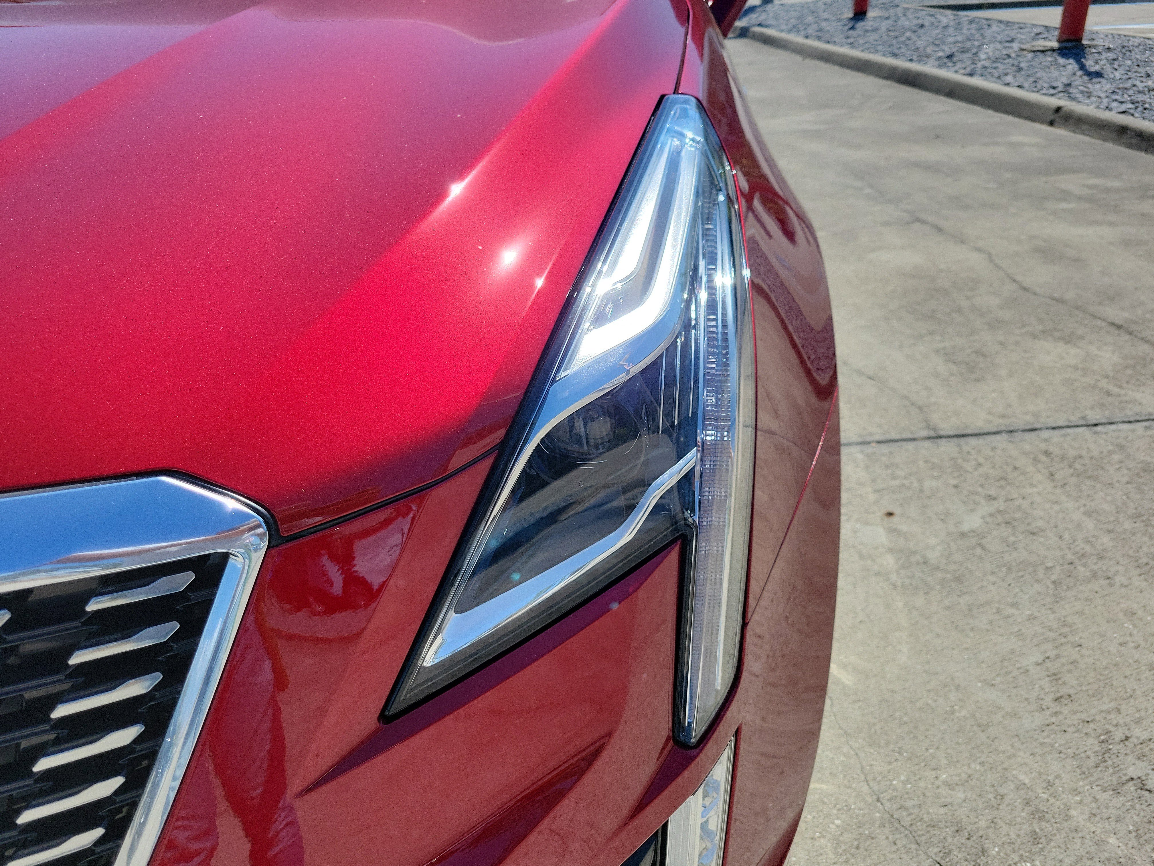 Certified 2025 Cadillac XT5 Premium Luxury w/ LPO, Floor Liner Package image 9