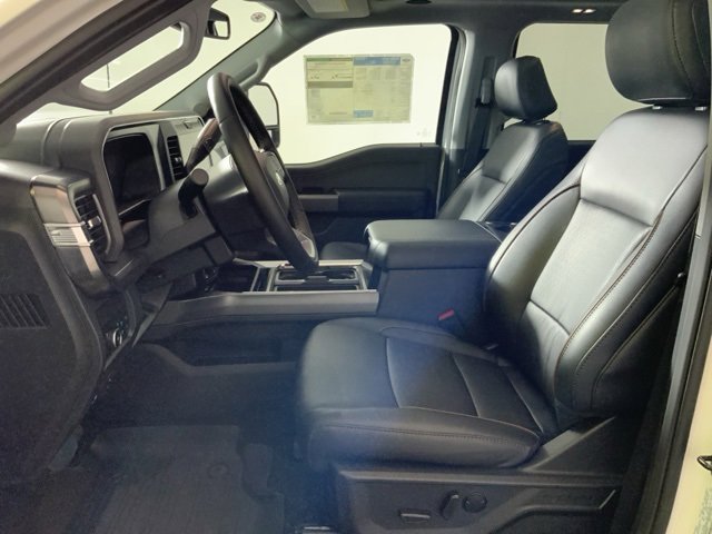 New 2025 Ford F350 Lariat w/ Lariat Ultimate Package image 17