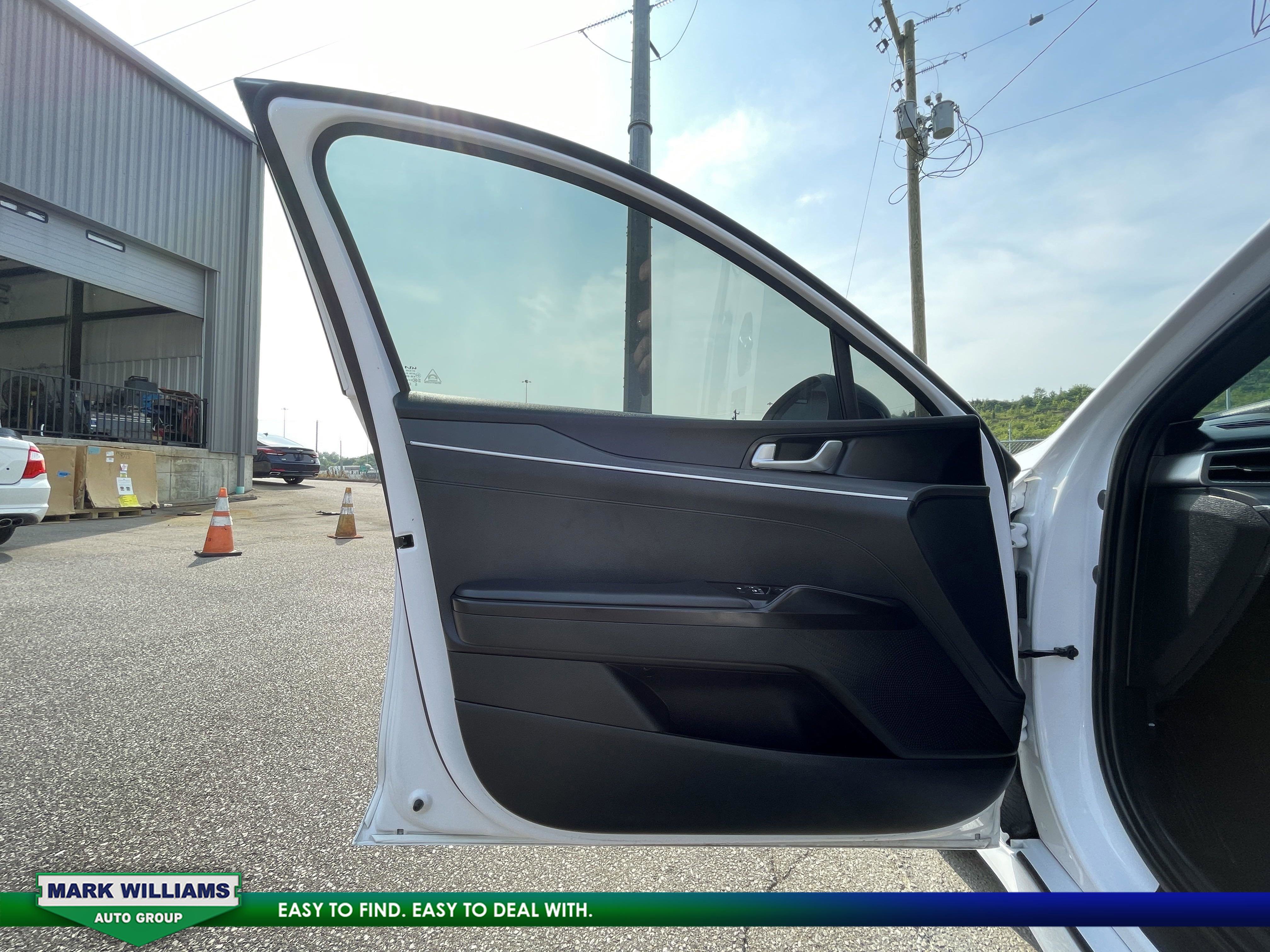 Used 2022 Kia K5 GT-Line image 12