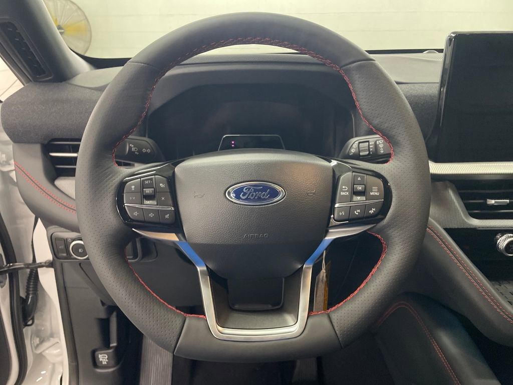 New 2025 Ford Explorer ST-Line w/ Premium Package image 17