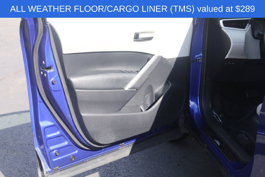 Used 2024 Toyota Corolla Cross LE AWD/4WD image 5