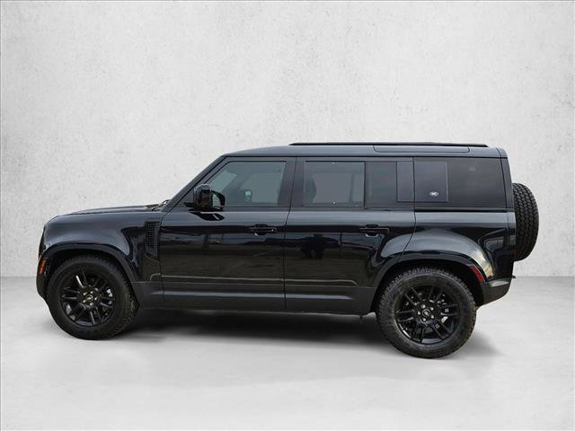 Used 2024 Land Rover Defender 110 S AWD/4WD image 9