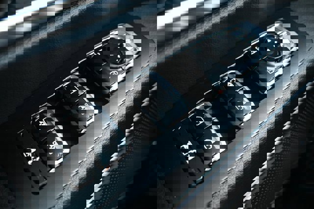 Used 2025 Kia Telluride SX image 43