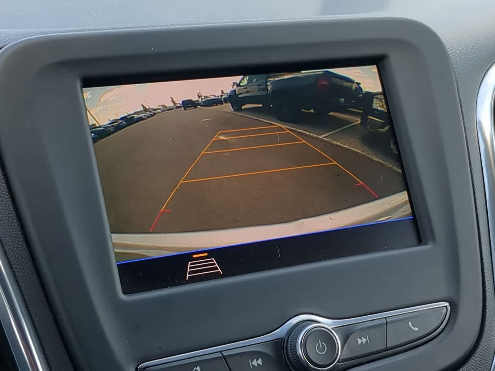 Used 2021 Chevrolet Equinox LT FWD image 26