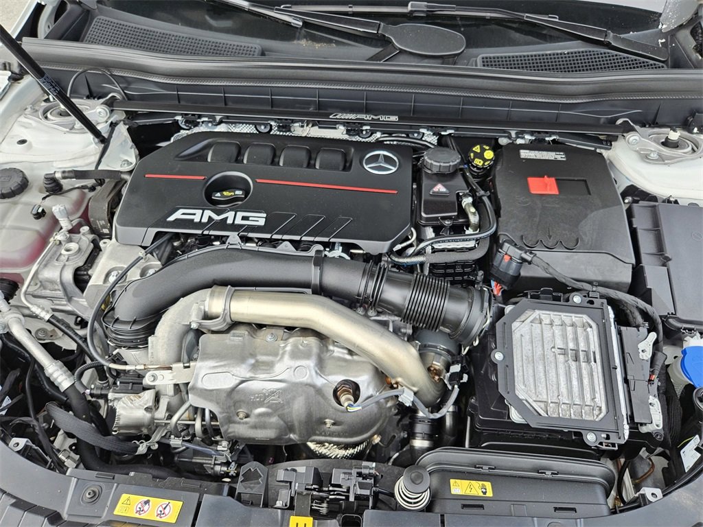 Used 2025 Mercedes-Benz GLB 35 AMG 4MATIC image 48