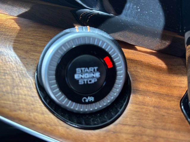 Used 2024 Jeep Grand Wagoneer Series III w/ Rear Seat Video Group 1 image 19