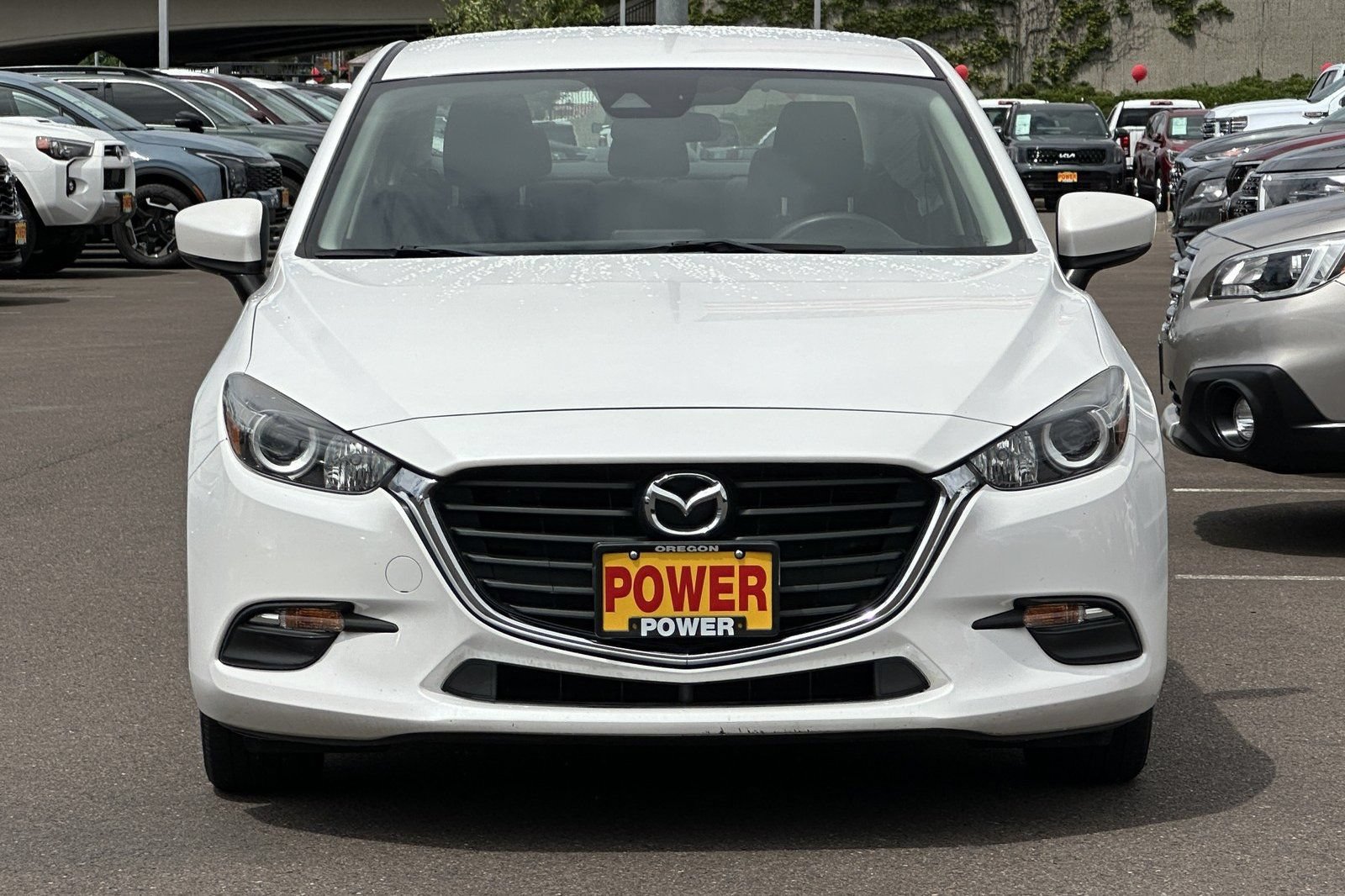 Used 2018 MAZDA MAZDA3 Sport w/ Preferred Equipment Package FWD image 9