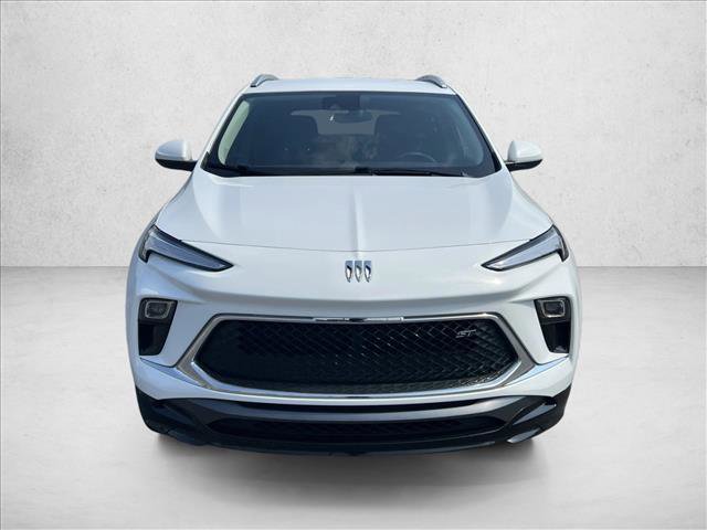 Used 2025 Buick Encore GX Sport Touring image 2