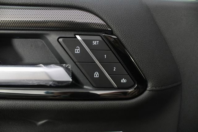 New 2026 GMC Sierra 1500 AT4 image 18