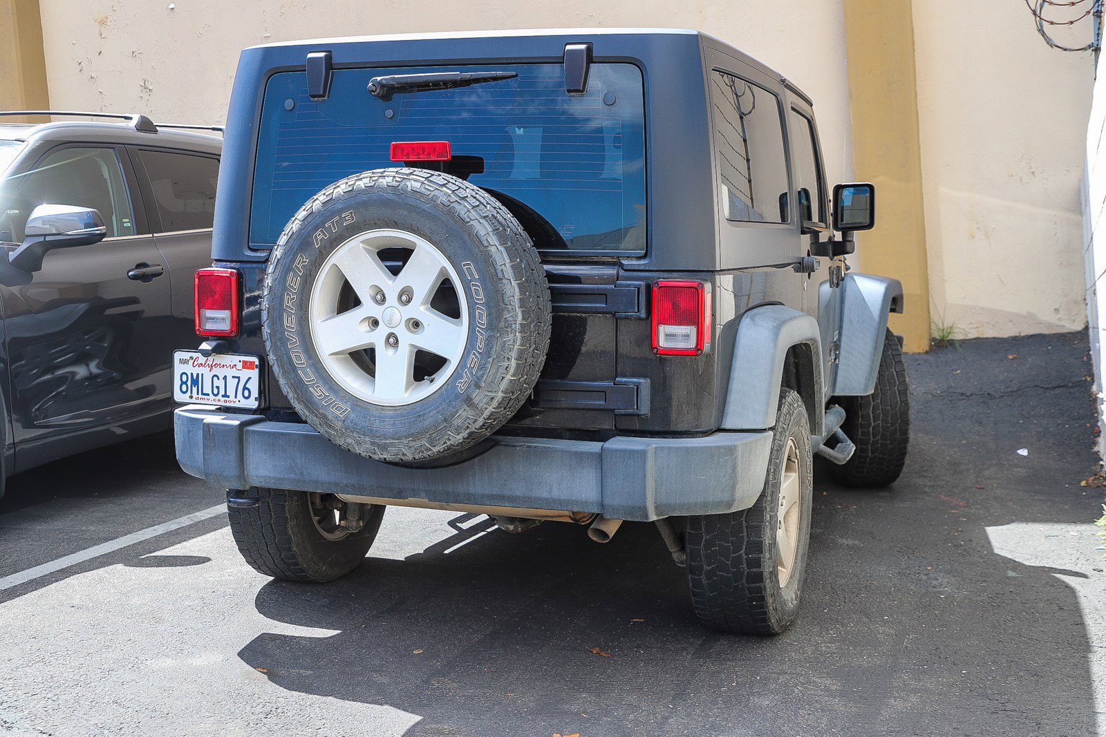 Used 2017 Jeep Wrangler Sport w/ Quick Order Package 23S AWD/4WD image 9