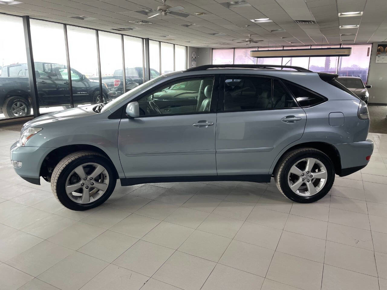 Used 2004 Lexus RX 330 AWD image 4