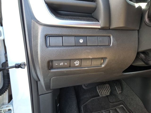 Used 2023 Nissan Rogue SV image 14