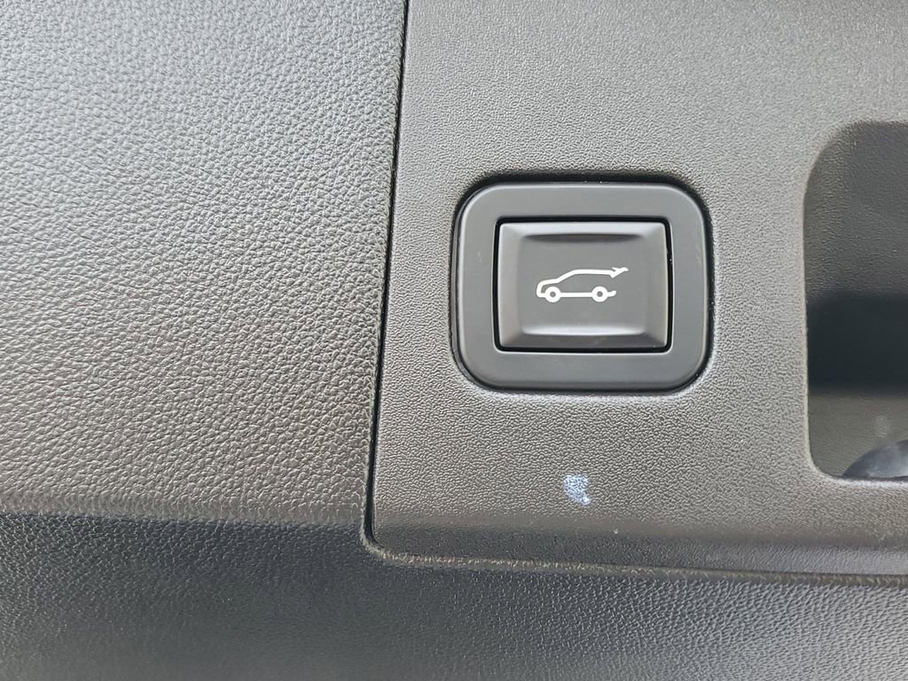 Used 2019 Cadillac XT5 Premium Luxury w/ Driver Assist Package image 27