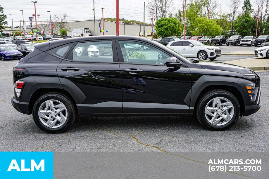 Used 2026 Hyundai Kona SE FWD image 9