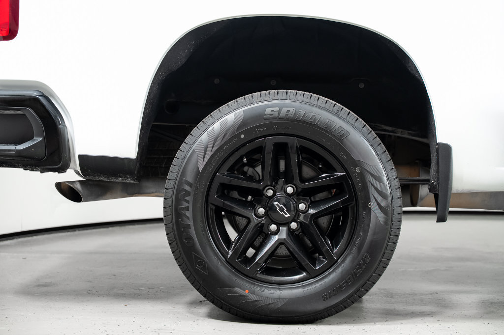 Used 2023 Chevrolet Silverado 1500 LT Trail Boss w/ Protection Package AWD/4WD image 6