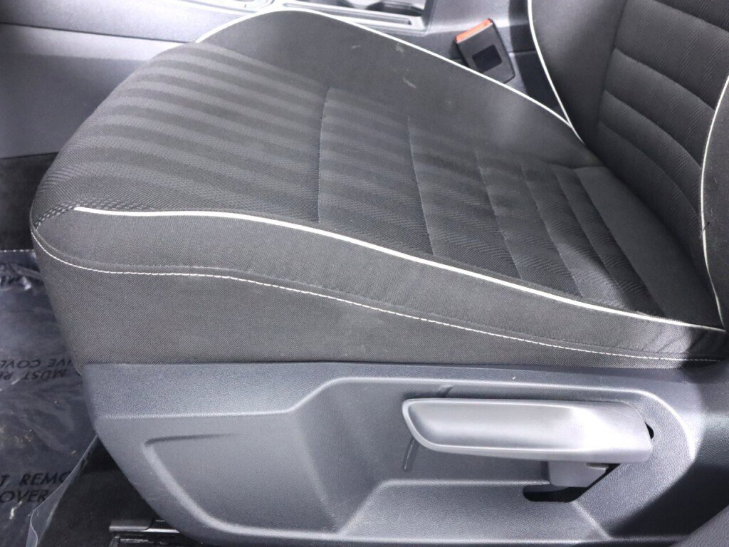 Used 2023 Volkswagen Jetta Sport image 25