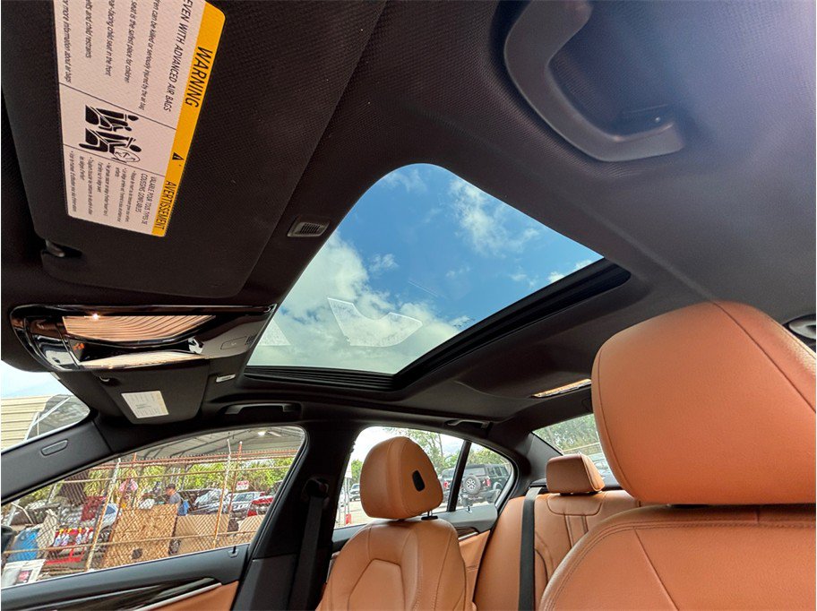 Used 2020 BMW 540i w/ Premium Package RWD image 41