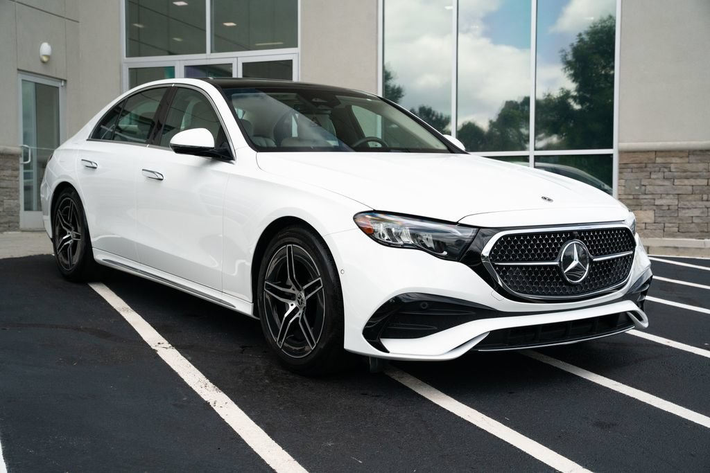 Used 2025 Mercedes-Benz E 350 Sedan w/ Winter Package image 8