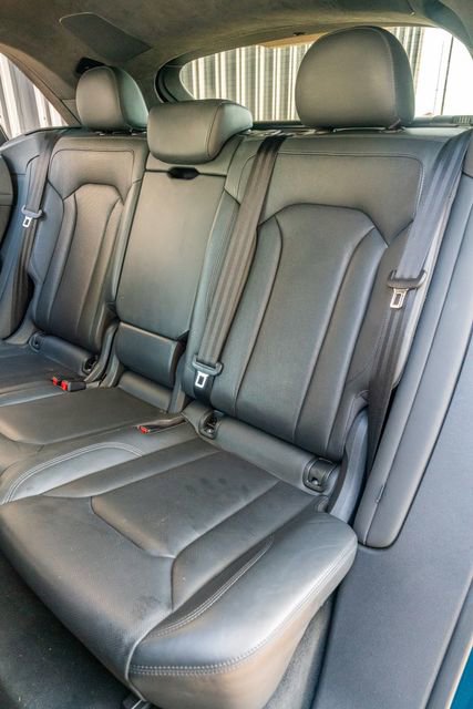 Used 2021 Audi Q8 Prestige w/ Prestige Package image 33