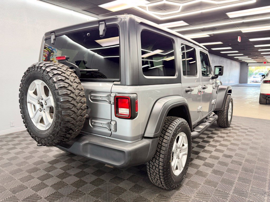 Used 2019 Jeep Wrangler Unlimited Sport S AWD/4WD image 14