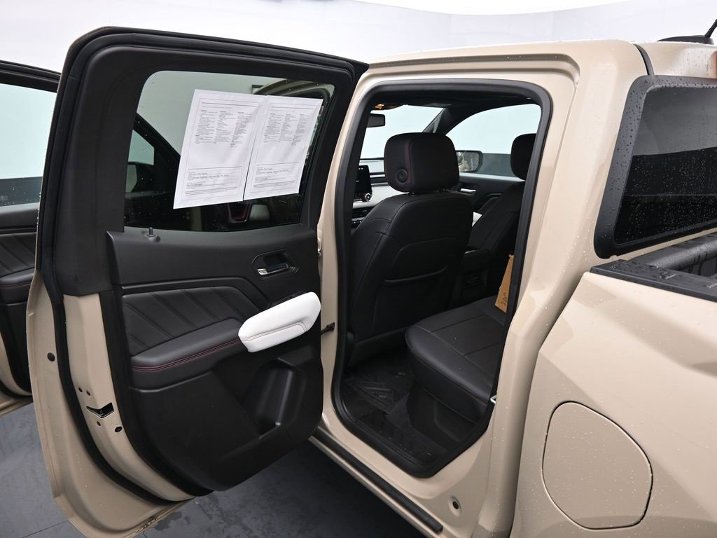 Used 2024 GMC Canyon AT4X image 20