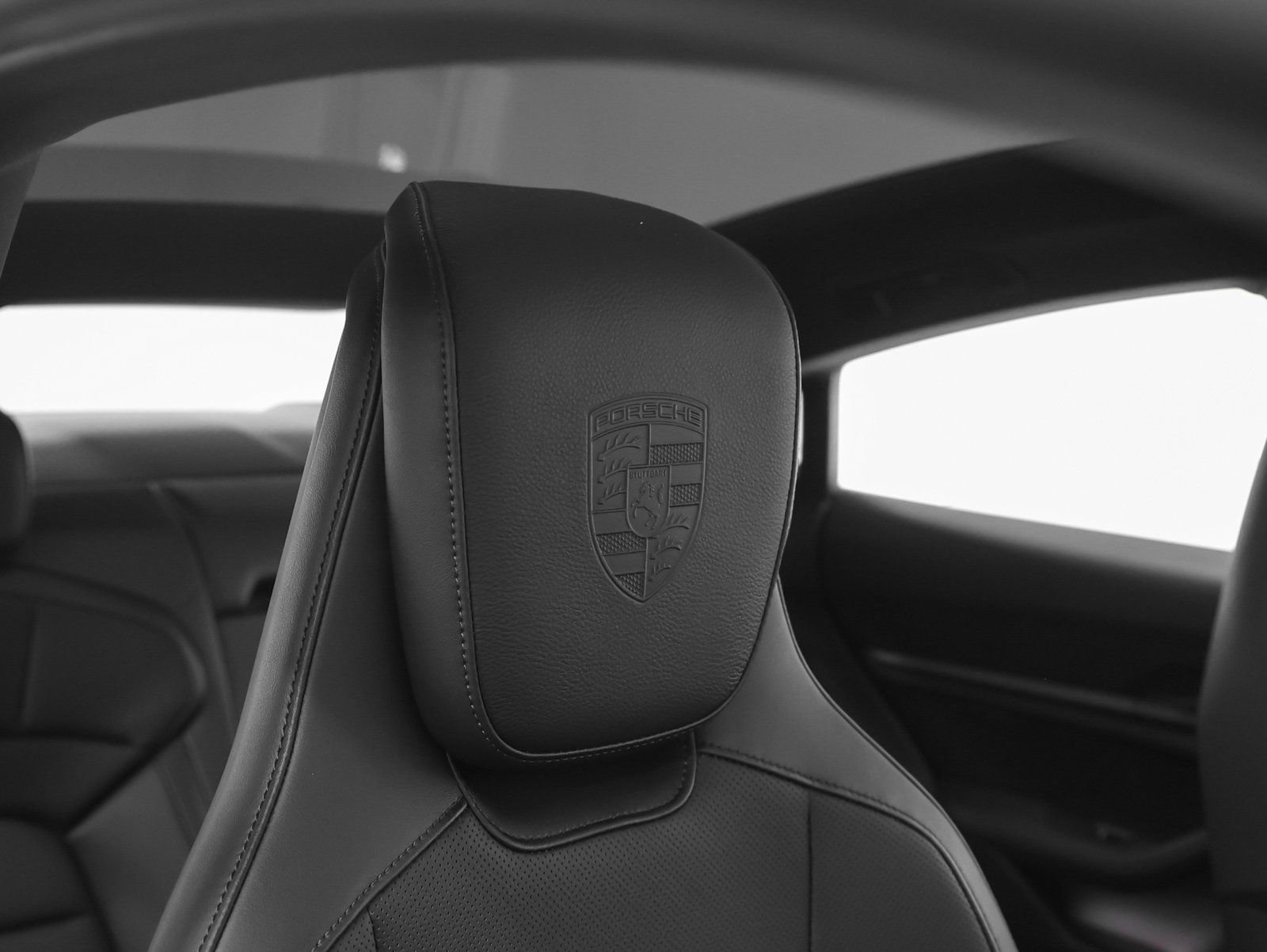 New 2025 Porsche Taycan image 25