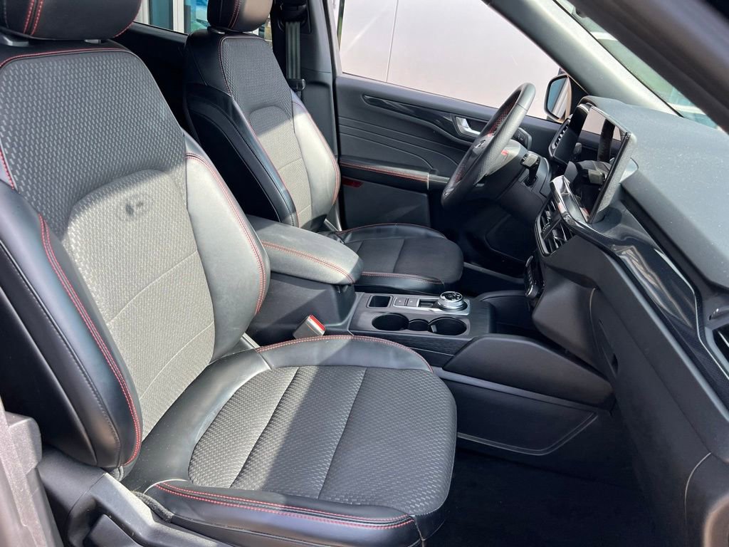 Used 2023 Ford Escape ST-Line w/ Tech Pack #1 image 12