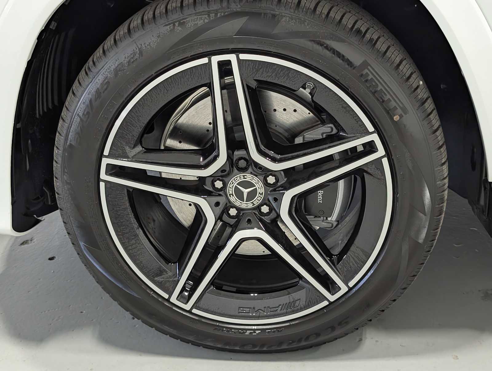 New 2026 Mercedes-Benz GLS 450 4MATIC image 3