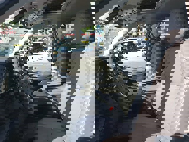 Used 2023 Toyota Sienna XLE image 12