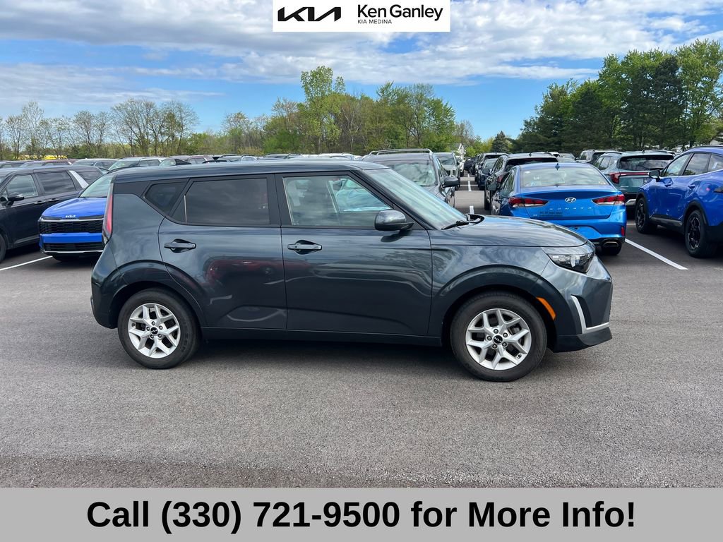 Certified 2023 Kia Soul S FWD image 5