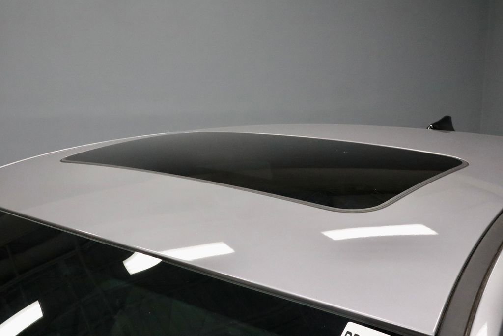 Certified 2025 Hyundai Elantra SEL image 26