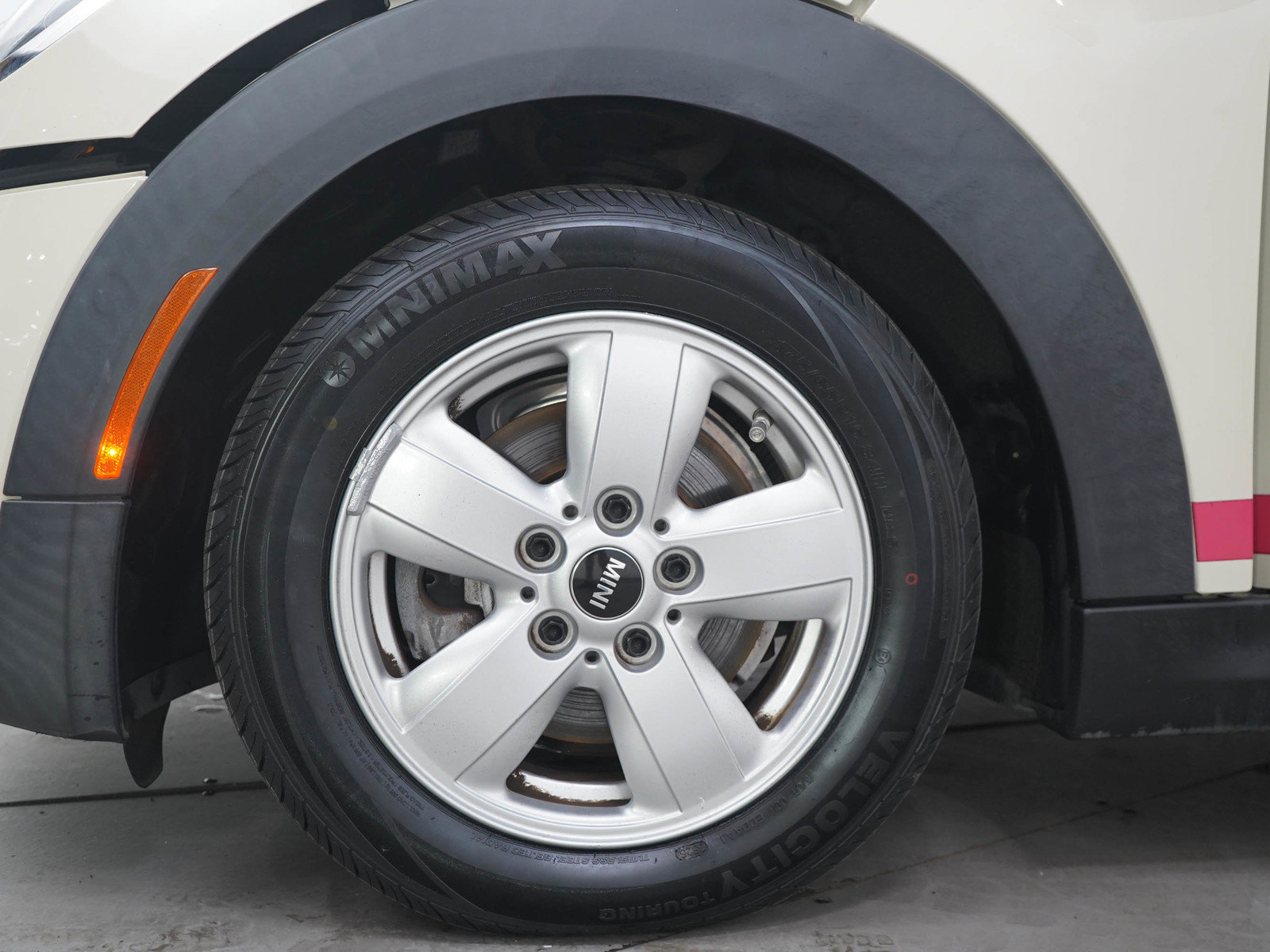 Used 2017 MINI Cooper 2-Door Hardtop FWD image 24