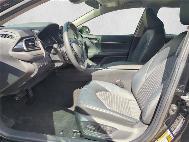 Used 2024 Toyota Camry SE FWD image 12